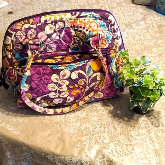 Vera Bradley  Large Handbag Good Condition - Picture 2 of 7
